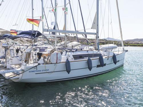 Yacht Dufour 382 Grand Large for rent in Golfo Aranci