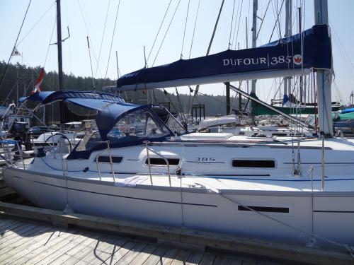 Sailing boat Dufour 385 for rent in Nanaimo Harbour