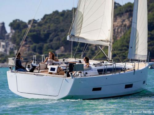 Segelboot Dufour 390 Grand Large Yachtcharter in Trogir