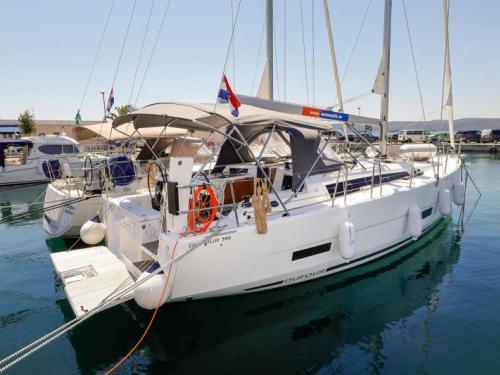 Segelyacht Dufour 390 Grand Large Yachtcharter in Biograd na Moru