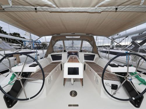 Sailboat Dufour 390 Grand Large for rent in ACI Marina Trogir