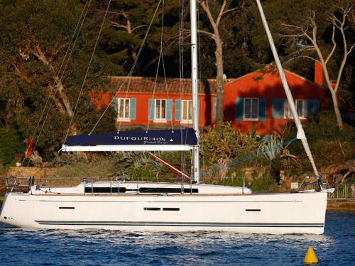 Segelyacht Dufour 405 chartern in La Trinite sur Mer