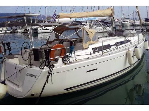 Sailing yacht Dufour 405 for hire in Gouvia