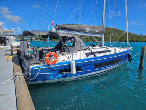Segelyacht Dufour 41 Yachtcharter in Frenchtown Harbour Marina