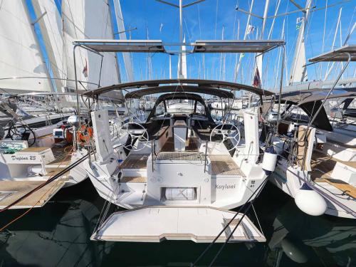 Segelyacht Dufour 41 Yachtcharter in Jezera