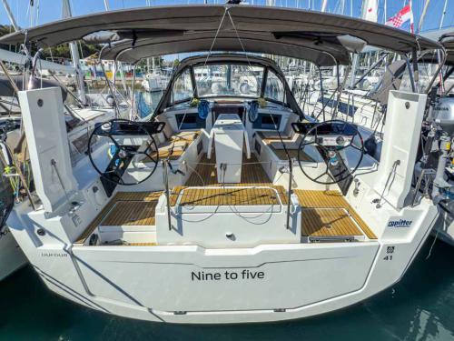 Yacht Dufour 41 for charter in Marina Veruda