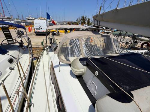 Yacht Dufour 410 Grand Large chartern in Athen
