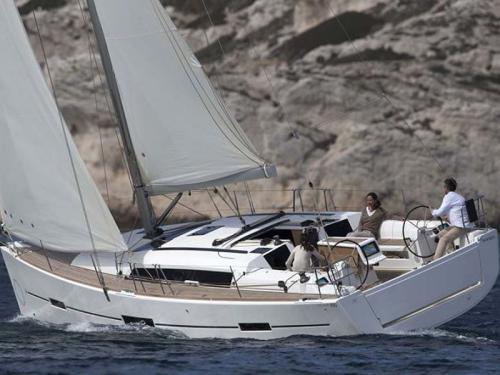 Yacht Dufour 410 Grand Large for hire in Sukosan Bibinje