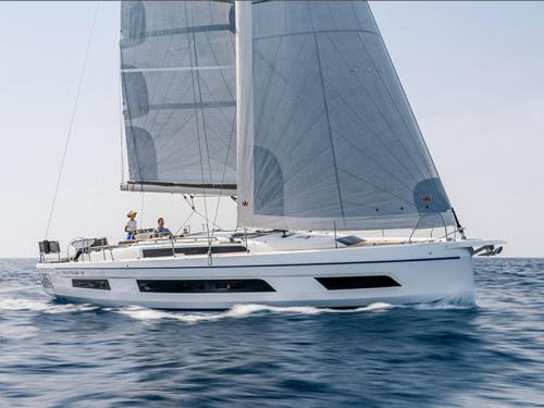 Yacht Dufour 410 Grand Large Yachtcharter in Sibenik
