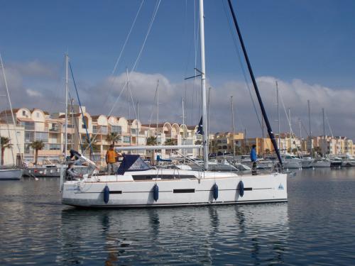 Yacht Dufour 412 chartern in Palma