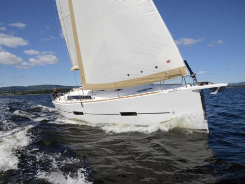 Sailing boat Dufour 412 available for charter in Golfo Aranci