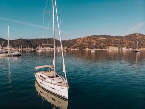 Segelyacht Dufour 412 chartern in Fethiye