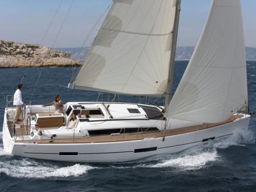 Segelyacht Dufour 412 Grand Large chartern in Ajaccio