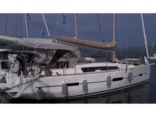 Sailing boat Dufour 412 Grand Large for hire in Lefkas