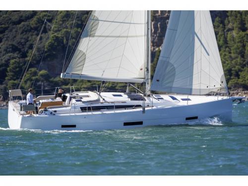 Yacht Dufour 430 Yachtcharter in Skradin Yacht Dufour 430 Yachtcharter in Skradin