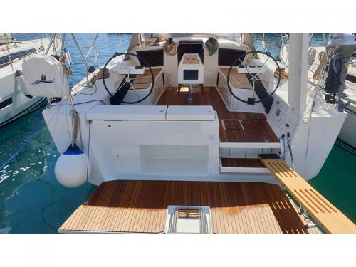 Segelyacht Dufour 430 Grand Large chartern in Kastel Gomilica