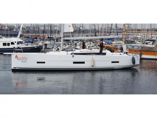 Yacht Dufour 430 Grand Large for charter in Goecek