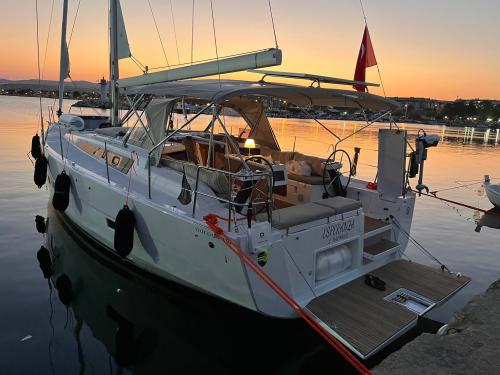Yacht Dufour 430 Grand Large for hire in Adakoy