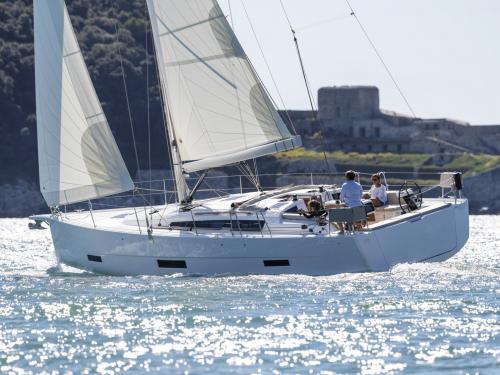 Sailing yacht Dufour 430 Grand Large for hire in Portorosa