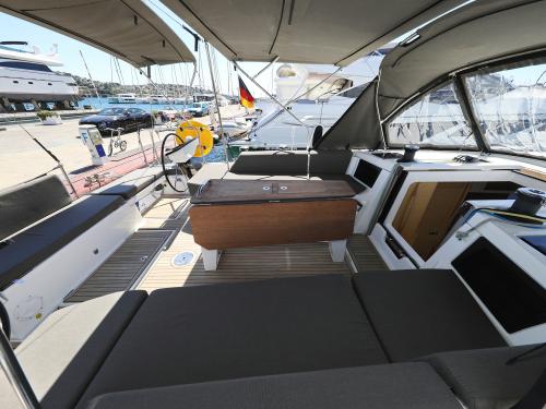 Sailing yacht Dufour 44 for charter in Marina Sangulin