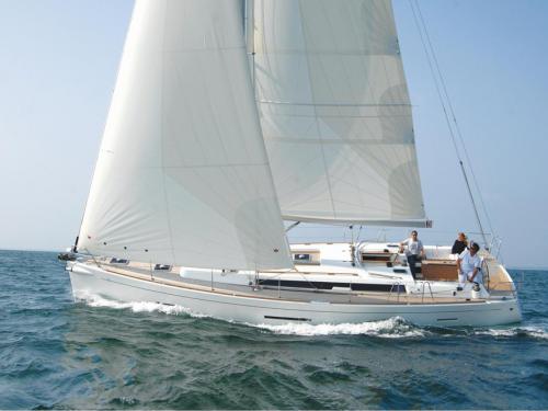 Yacht Dufour 450 Grand Large for rent in Birgu