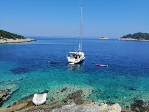 Segelyacht Dufour 460 chartern in Seget