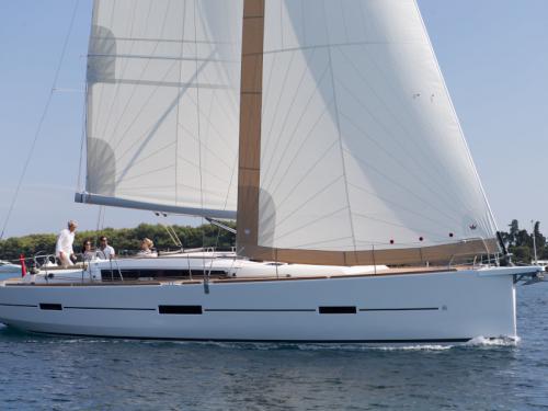 Sailboat Dufour 460 for rent in Denia