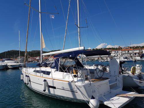 Sailing yacht Dufour 460 Grand Large for hire in Komolac