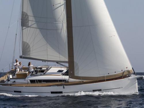 Sailboat Dufour 460 Grand Large for rent in Marina di Olbia