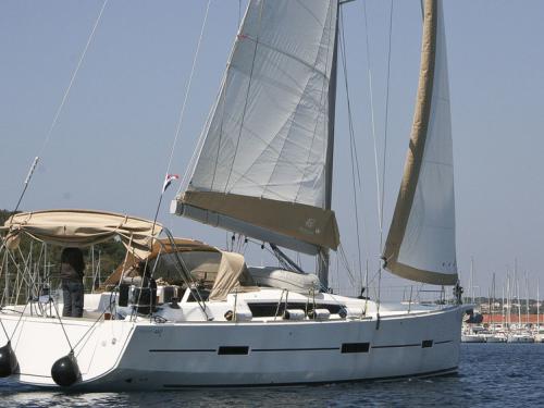 Segelyacht Dufour 460 Grand Large Yachtcharter in Rogoznica