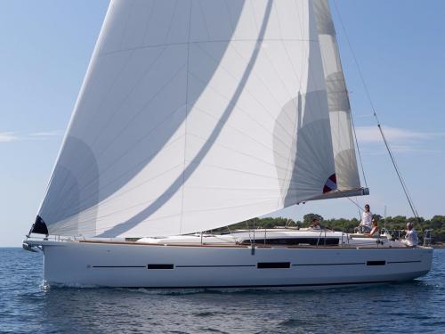 Sailing yacht Dufour 460 Grand Large for rent in Marina de La Paz