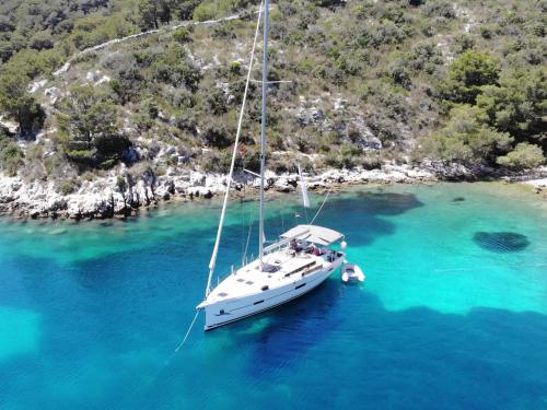 Segelboot Dufour 460 Grand Large chartern in Split