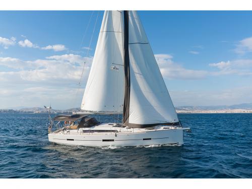Yacht Dufour 460 Grand Large chartern in Lefkas
