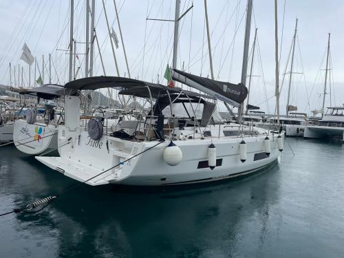Yacht Dufour 470 Yachtcharter in Messina