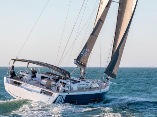 Sailing boat Dufour 470 for charter in Pozzuoli