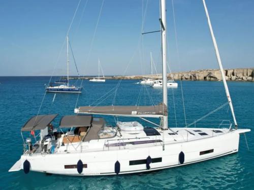 Segelyacht Dufour 470 Yachtcharter in Cagliari