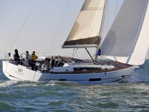 Segelyacht Dufour 500 Grand Large chartern in Bormes les Mimosas