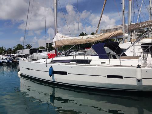 Yacht Dufour 500 Grand Large chartern in Jolly Harbour