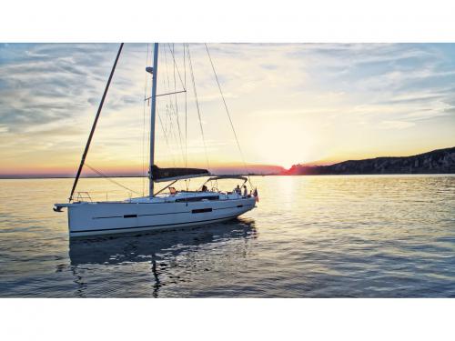 Sailboat Dufour 512 Grand Large for rent in Cagliari