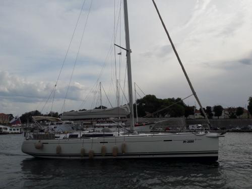 Segelboot Dufour 525 Yachtcharter in Pula