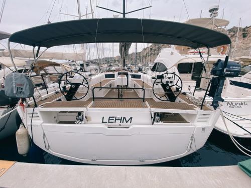 Segelyacht Dufour 530 Yachtcharter in Marseille