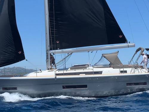 Sailboat Dufour 530 for charter in Porto Rotondo