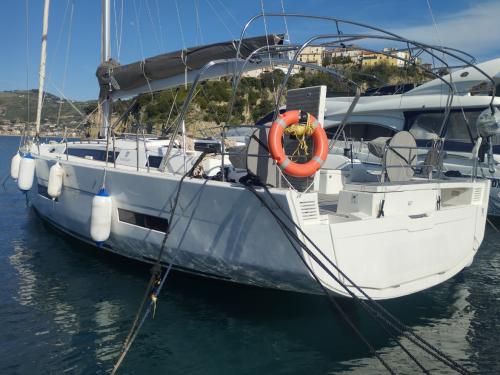 Yacht Dufour 530 Yachtcharter in Salerno