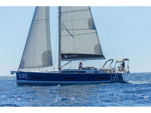 Segelyacht Dufour 530 chartern in Capo d Orlando Marina