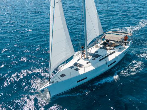Sailboat Dufour 530 for rent in Cannigione