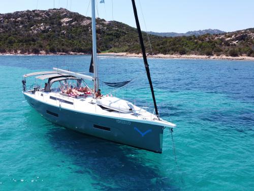 Yacht Dufour 530 available for charter in Portisco