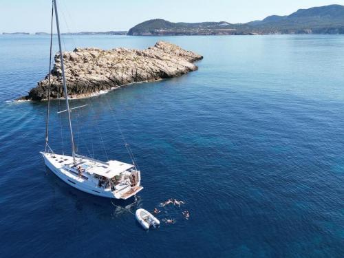 Segelyacht Dufour 56 Yachtcharter in Marina Ibiza