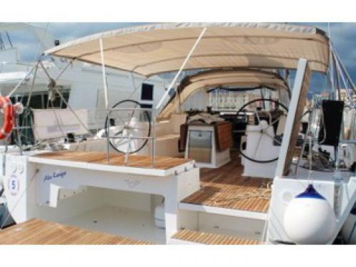 Sailboat Dufour 560 Grand Large for rent in Palermo