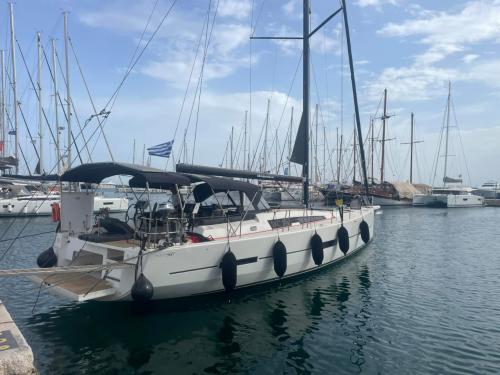 Sailing yacht Dufour 560 Grand Large for hire in Tourlos Marina