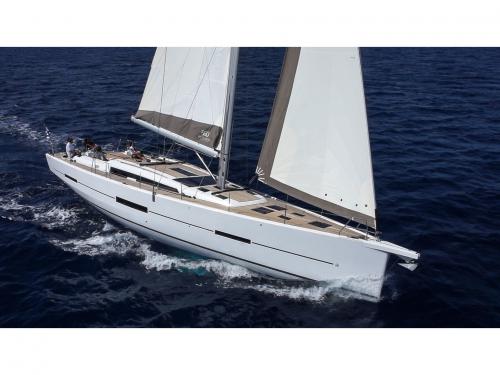 Segelyacht Dufour 560 Grand Large Yachtcharter in Pula